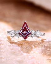 DARIA Kite Cut Alexandrite Diamonds Three Stone Engagement Ring